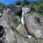 Tournage vidéo avec drone au saut de la truite dans le Parc naturel du Sidobre.