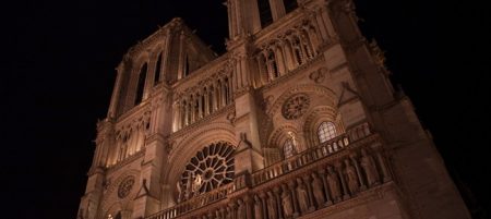 Film vidéo de Paris la nuit
